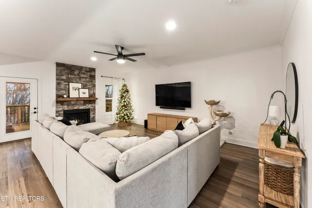 $675,000 | 2815 Green Summers Road, Knoxville, TN 37938