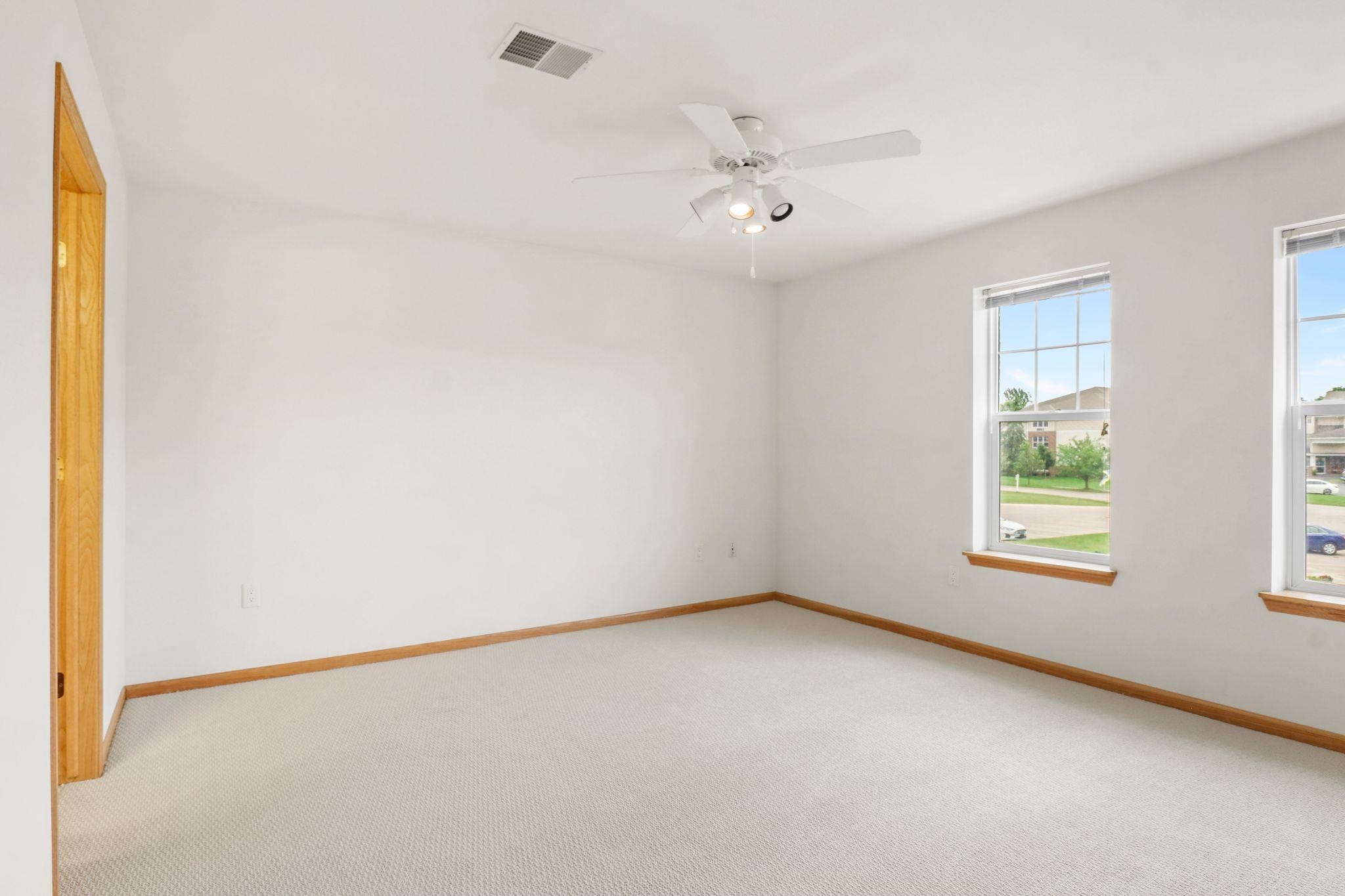 6828 Parkside Circle Windsor, WI 53532 - Photo 29 of 46
