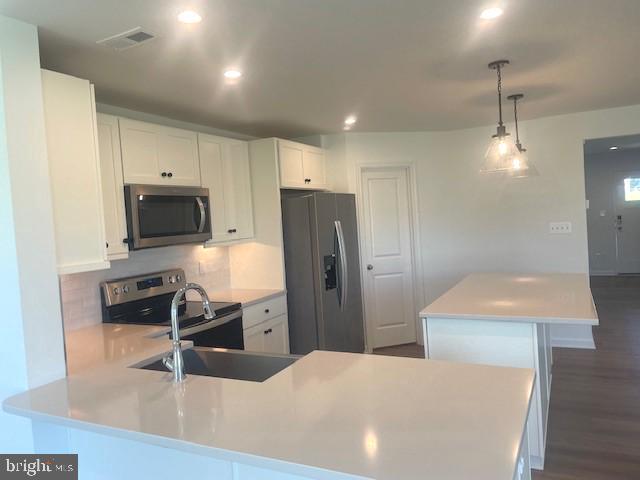 342 Outrigger Road Inwood, WV 25428 - Photo 3 of 22 Gallery Image 3
