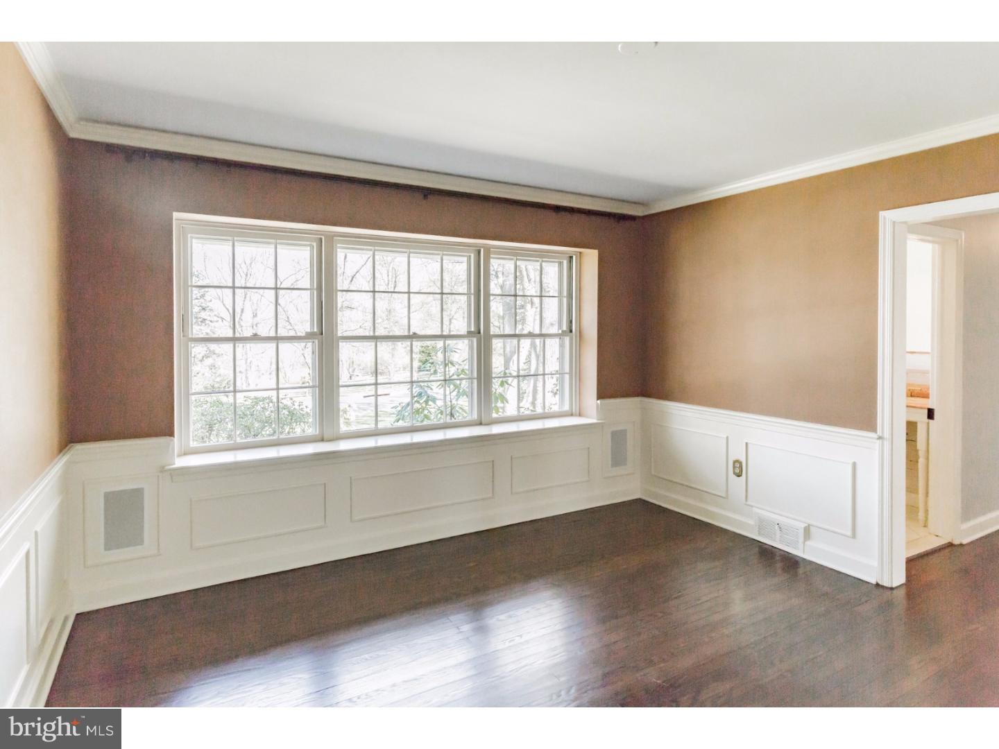 8 Northwoods Road Wayne, PA 19087 - Photo 9 of 22 Dining Room