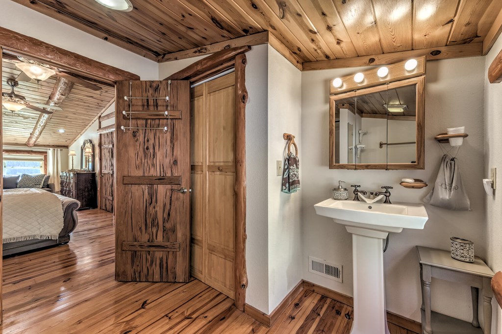 1559 Copper Creek Road Murphy, NC 28906 - Photo 35 of 74 Gallery Image 35