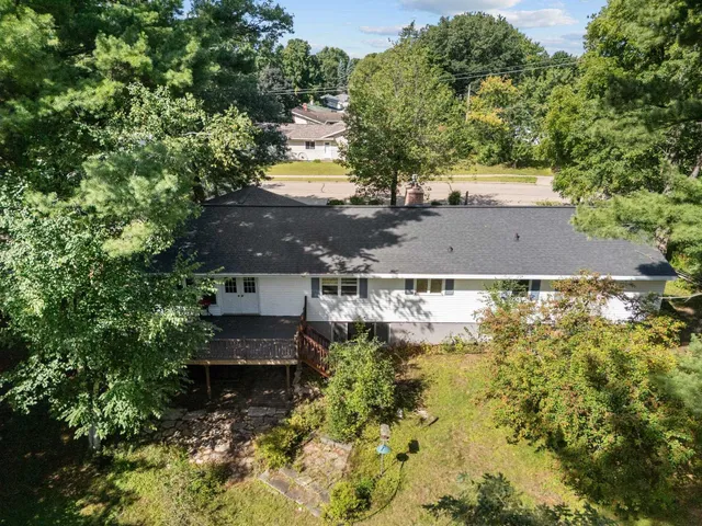 $274,900 | 903 Harding Street, Waupaca, WI 54981