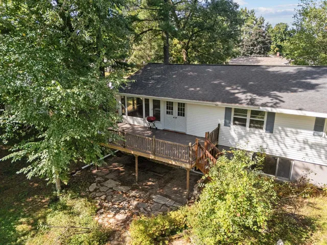 $274,900 | 903 Harding Street, Waupaca, WI 54981