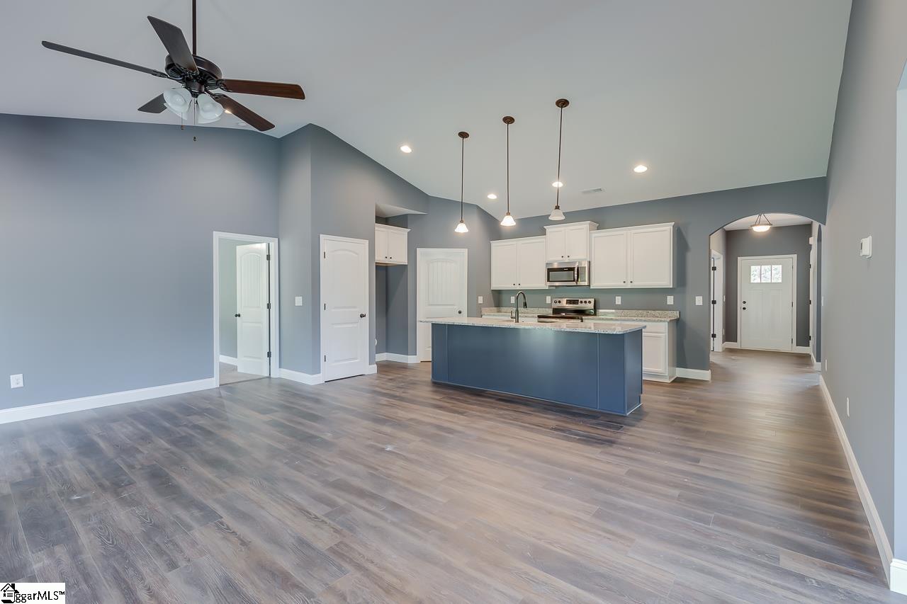 106 Inlet Pointe Drive Anderson, SC 29625 - Photo 20 of 36