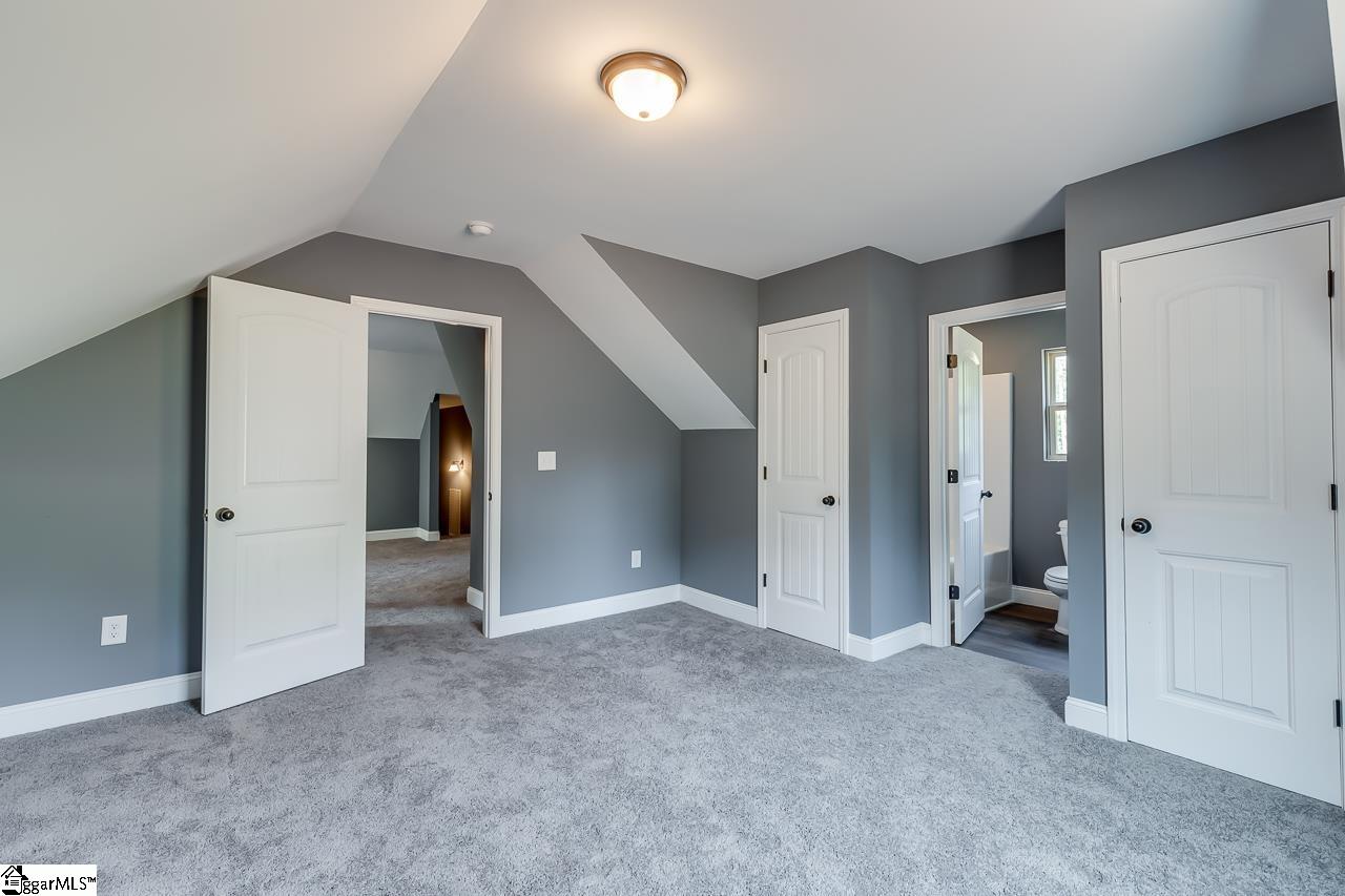 106 Inlet Pointe Drive Anderson, SC 29625 - Photo 31 of 36