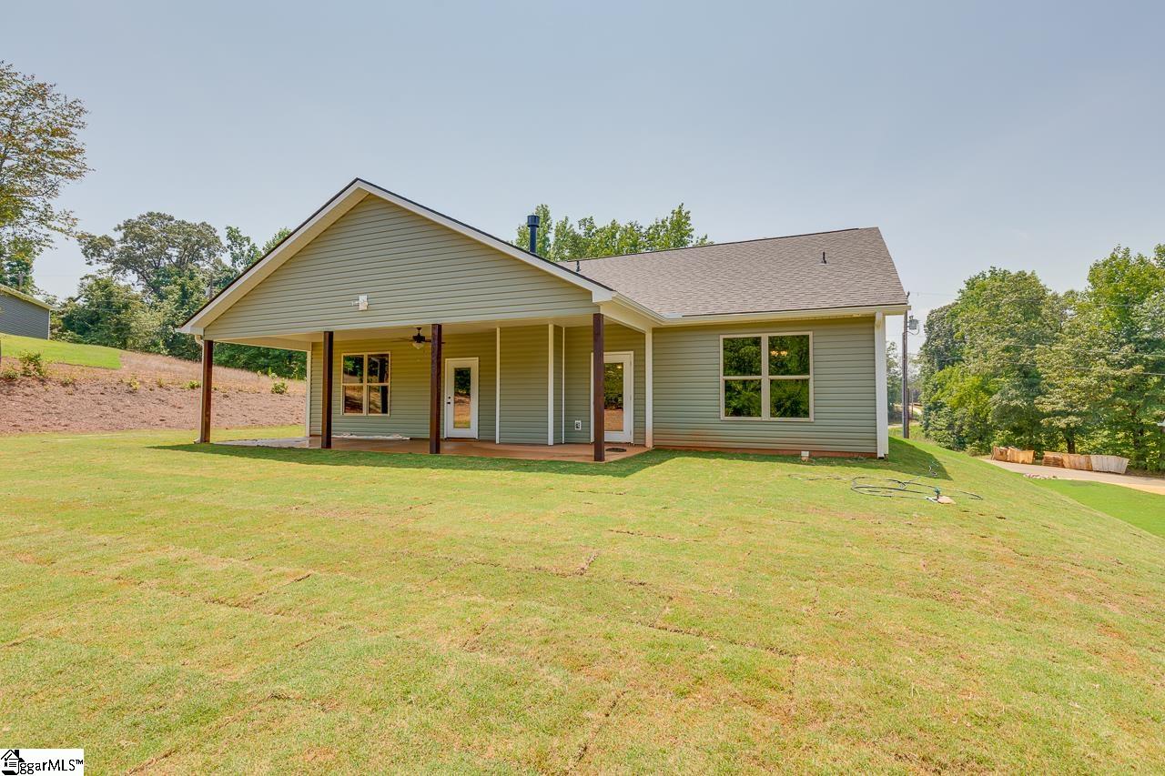 106 Inlet Pointe Drive Anderson, SC 29625 - Photo 34 of 36