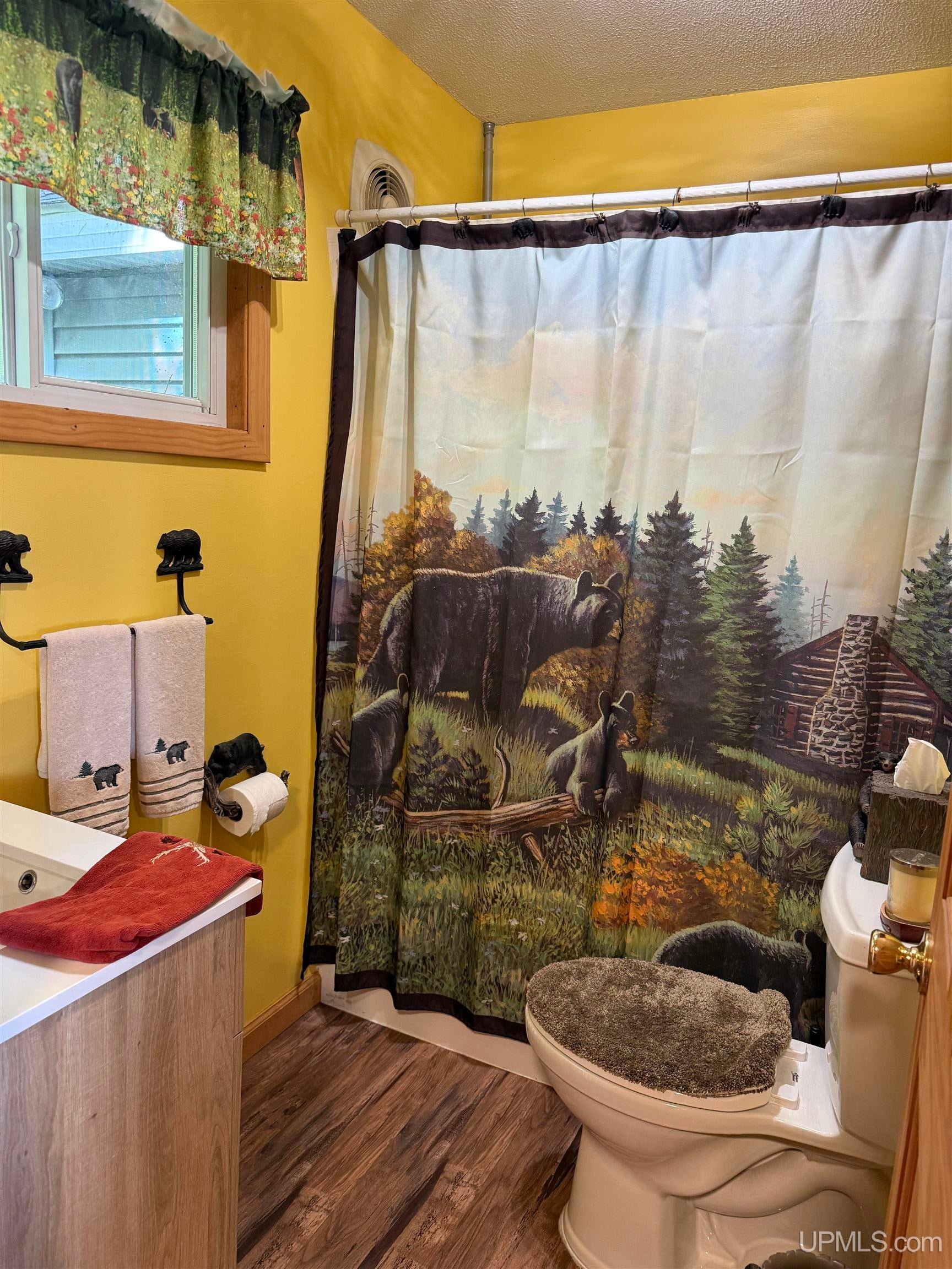 N3820 Hayward Road Munising, MI 49862 - Photo 8 of 45 Gallery Image 8