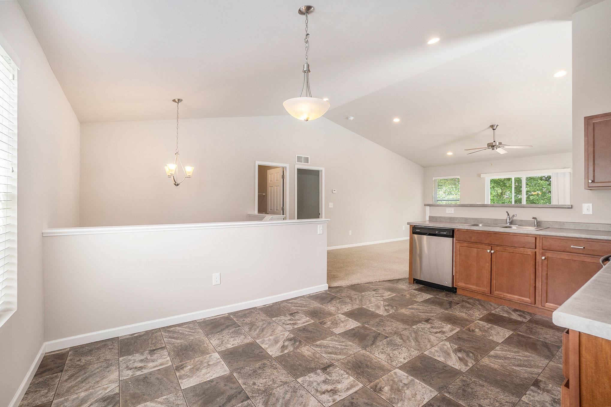 56486 Tamarac Lane Three Rivers, MI 49093 - Photo 14 of 22 KOS072-C2040-Kitchen2