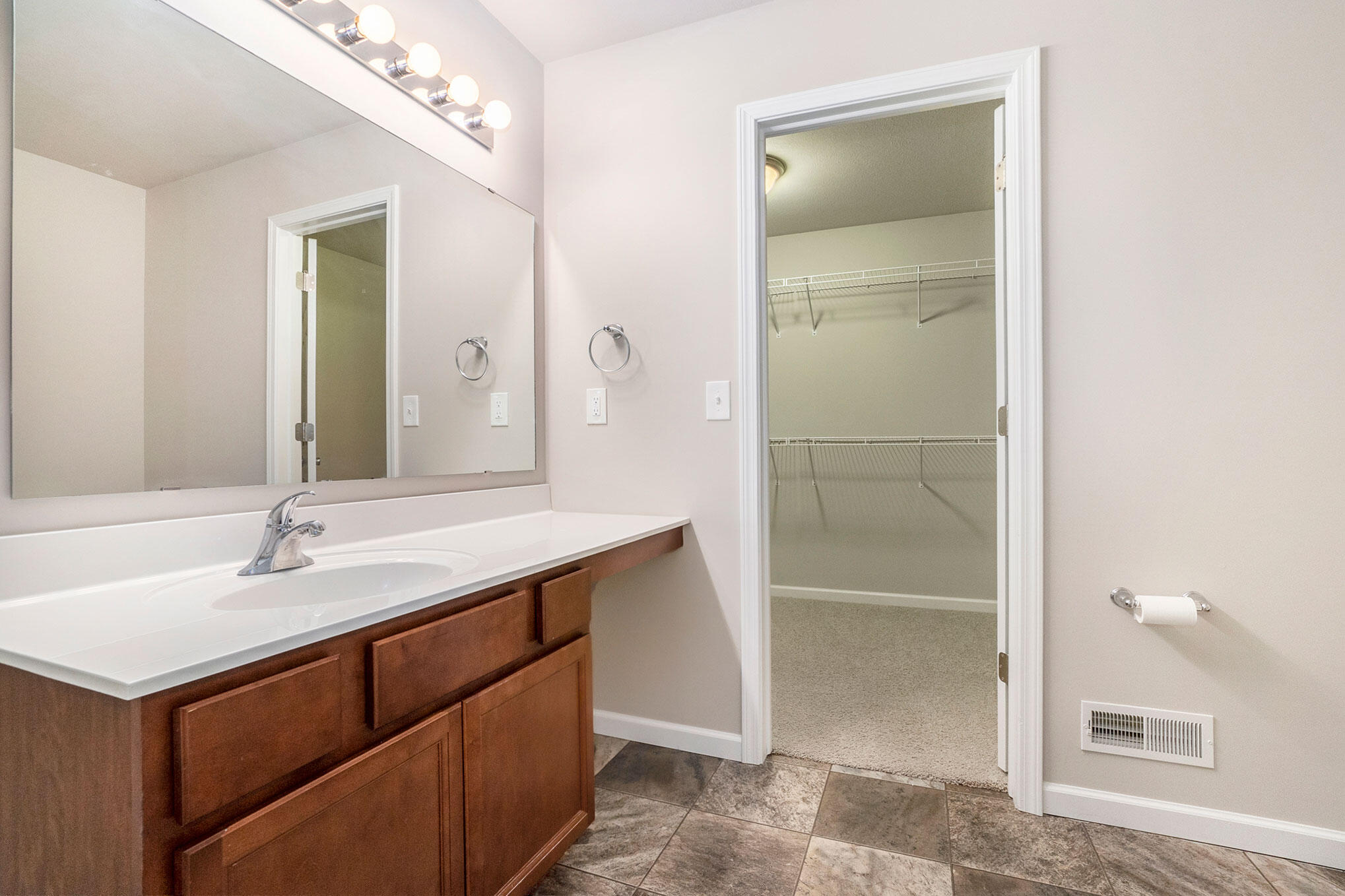 56486 Tamarac Lane Three Rivers, MI 49093 - Photo 4 of 22 KKOS072-C2040-Master Bath2