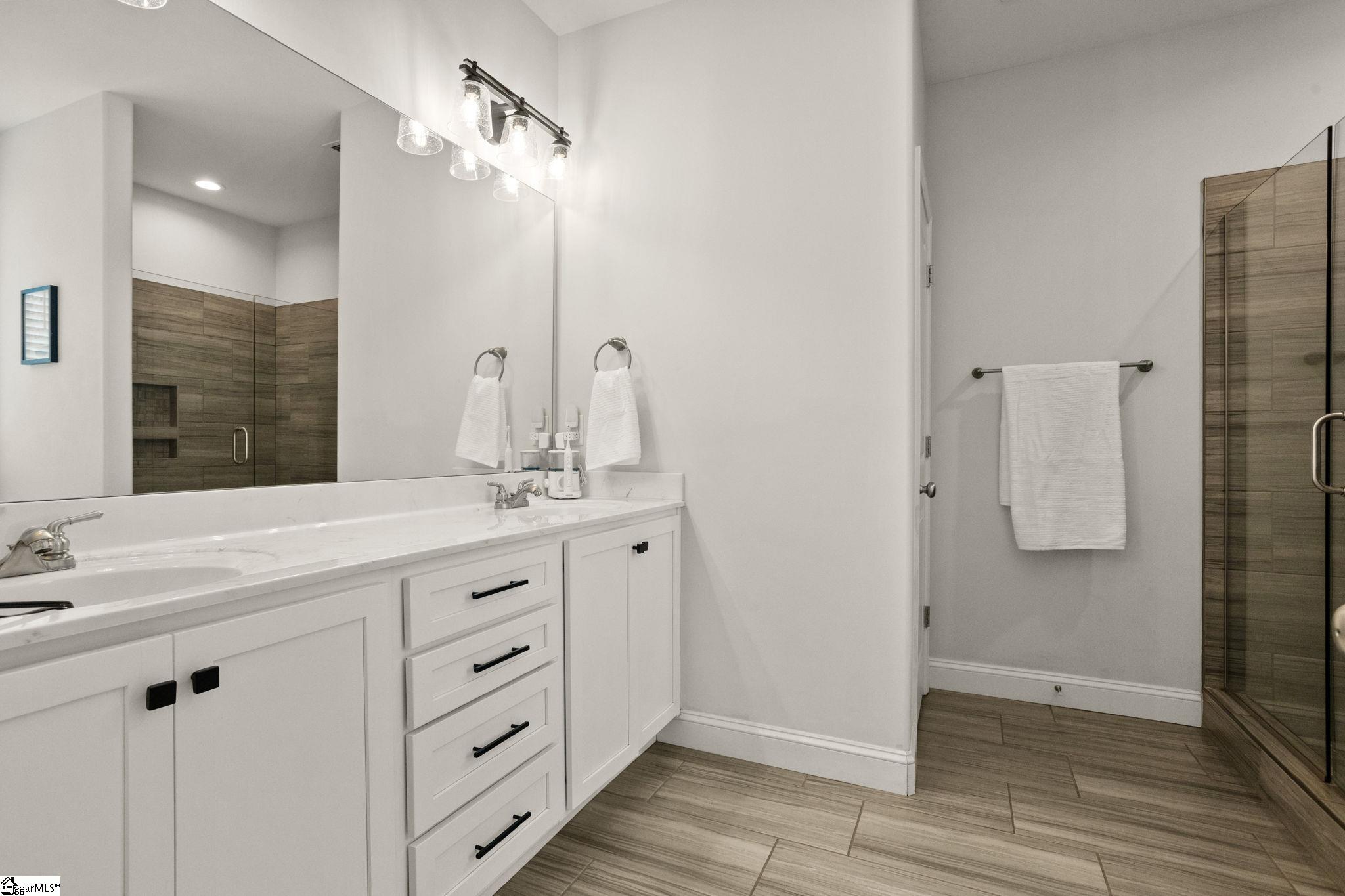 702 Ratchford Lane Wellford, SC 29385 - Photo 15 of 25 Gallery Image 15