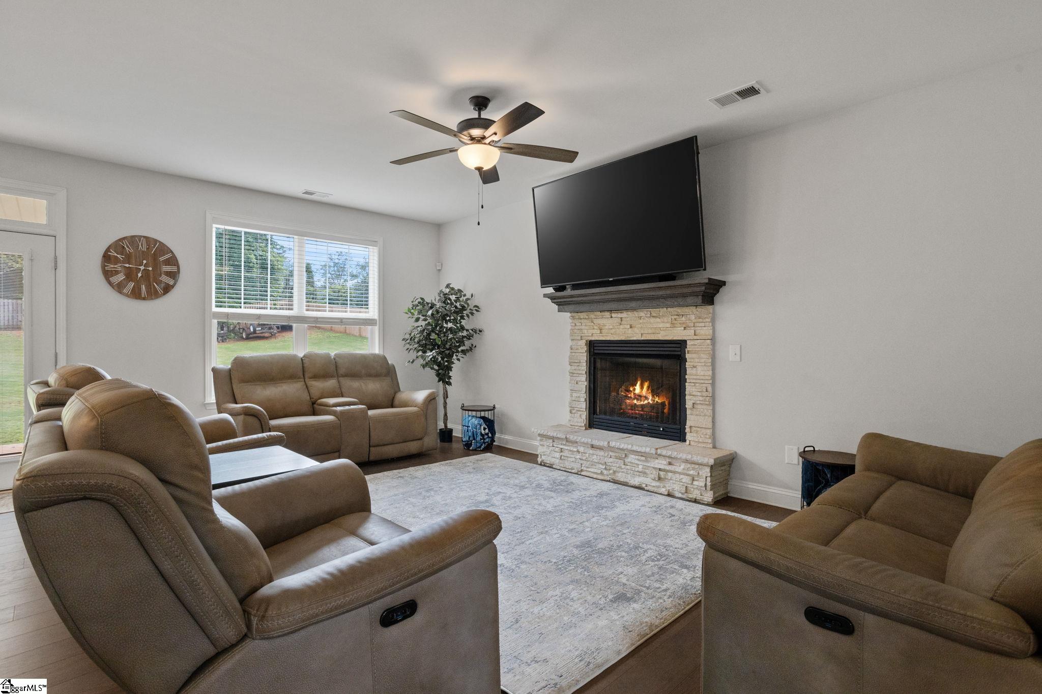 702 Ratchford Lane Wellford, SC 29385 - Photo 9 of 25 Gallery Image 9