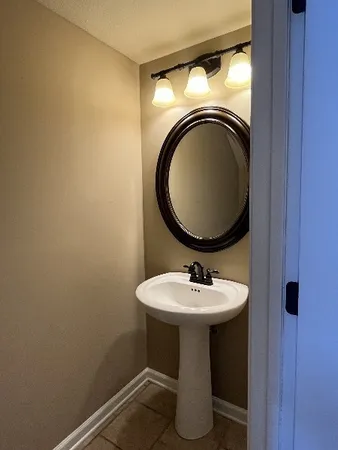 $2,300 | 3357 Wiser Drive, Clarksville, TN 37042