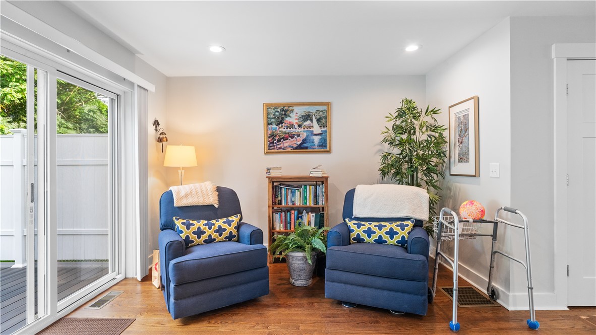 724 Centerville Road, Unit 8 Warwick, RI 02886 - Photo 8 of 37 Gallery Image 8