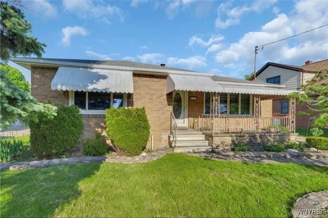 $2,100 | 85 Warsaw Street, Cheektowaga, NY 14206