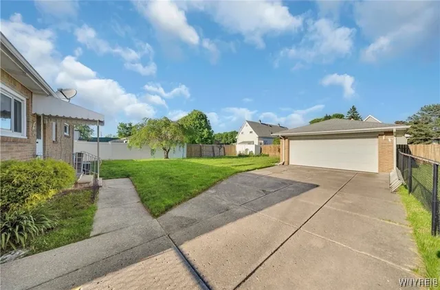 $2,100 | 85 Warsaw Street, Cheektowaga, NY 14206
