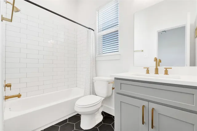 $1,400 | 3210 Frying Pan Place, Unit A, Katy, TX 77449