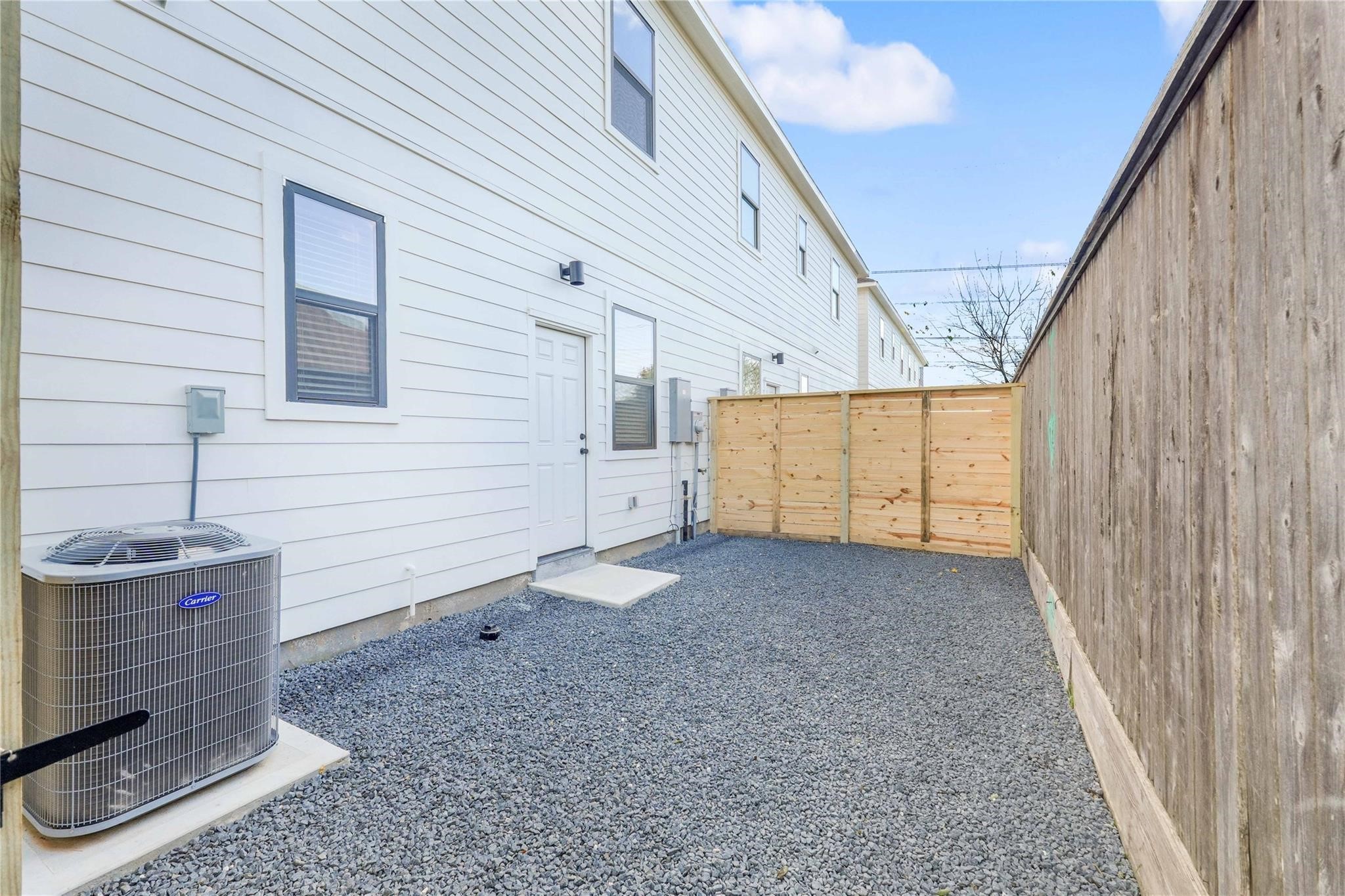 3210 Frying Pan Place, Unit B Katy, TX 77449 - Photo 42 of 49 a view of a backyard