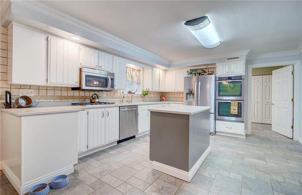 5540 North Montour Road Gibsonia, PA 15044 - Photo 9 of 24 Gallery Image 9