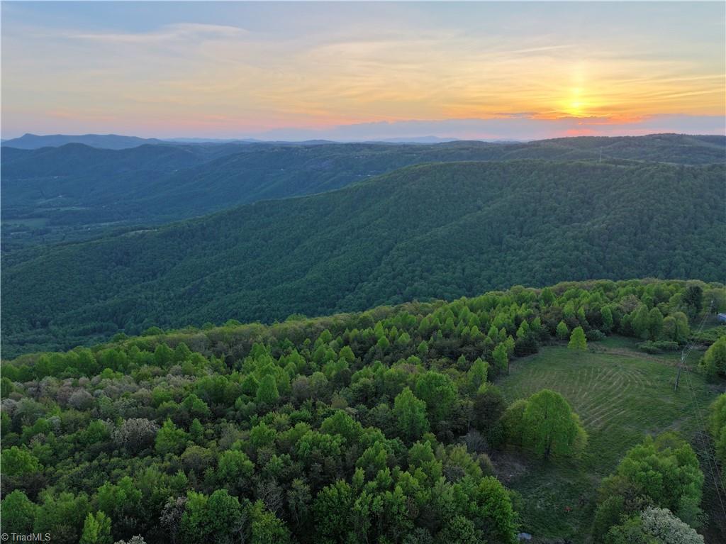 2621 Elk Spur Road Fancy Gap, VA 24328 - Photo 18 of 28 Gallery Image 18
