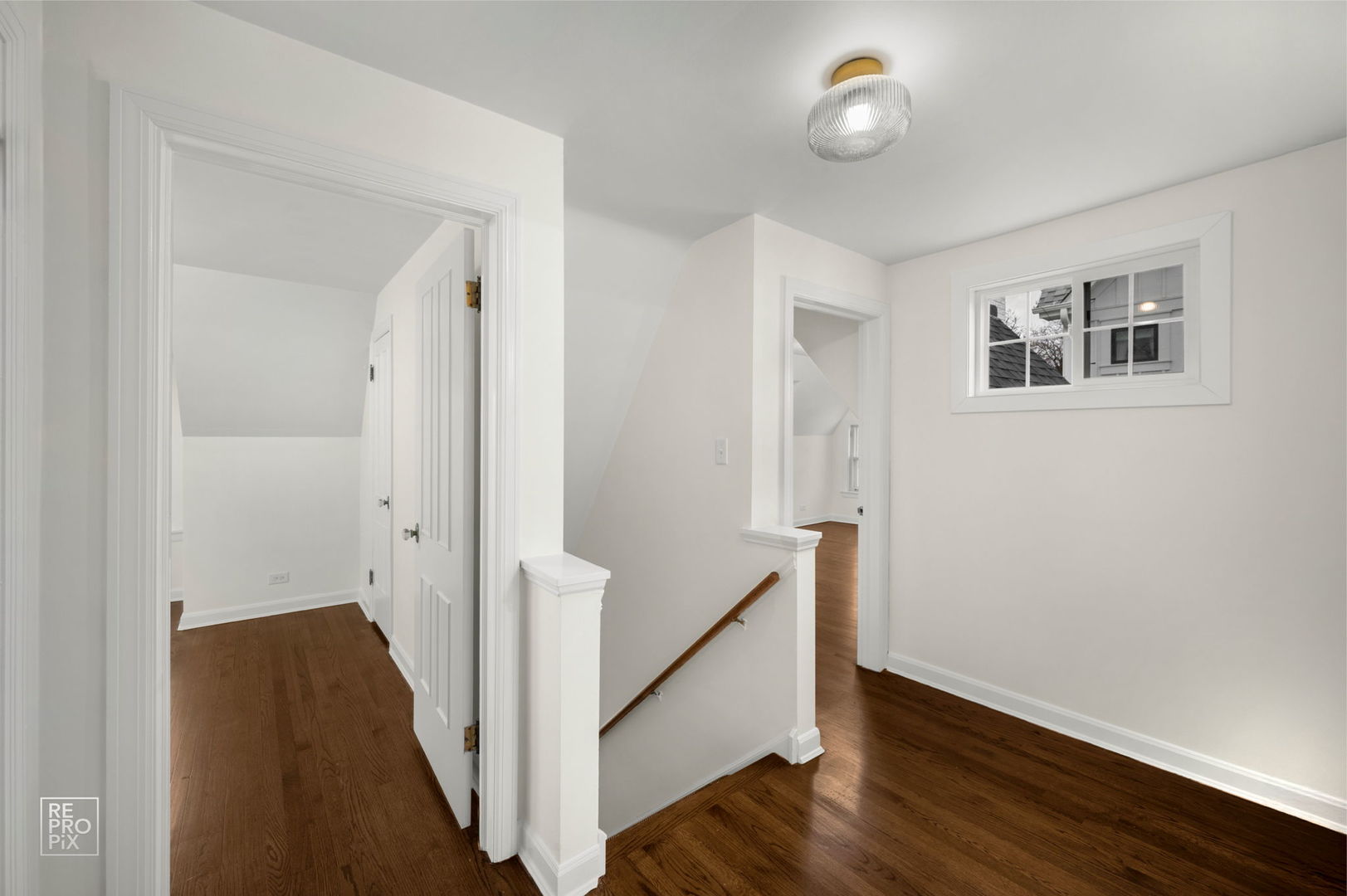 238 Grant Avenue Clarendon Hills, IL 60514 - Photo 24 of 39 a view of an entryway with wooden floor