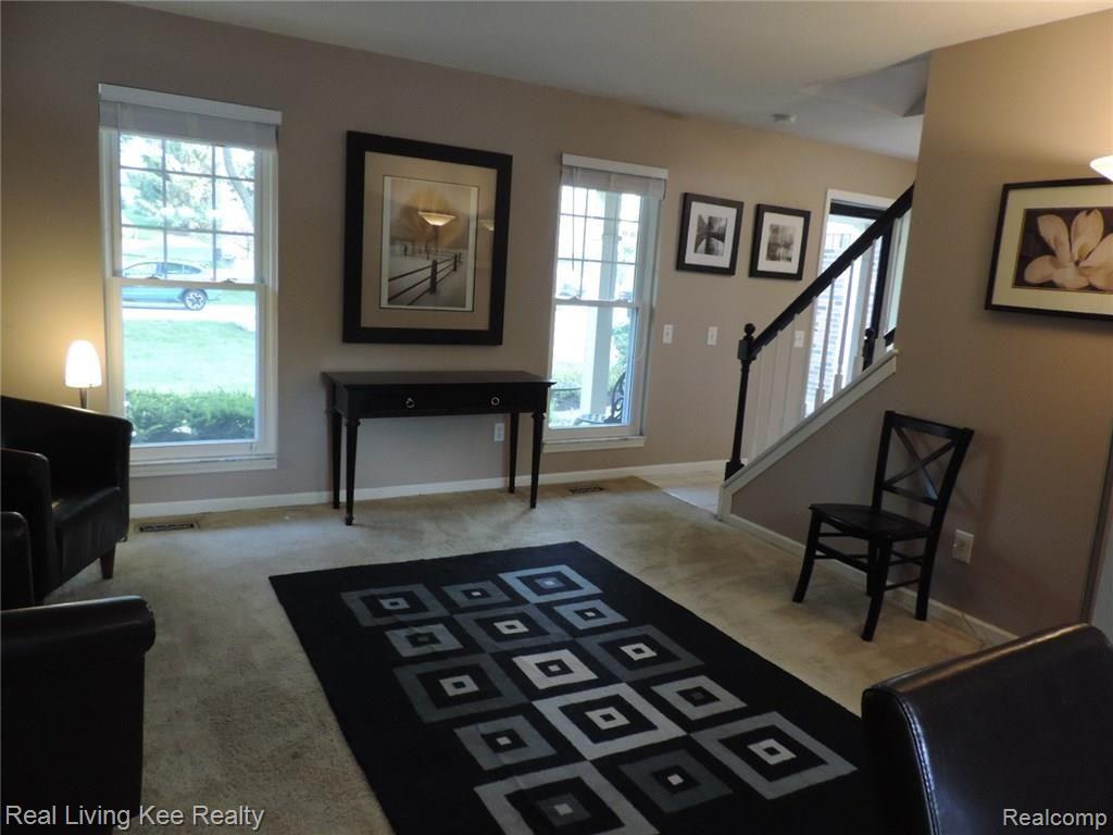 295 Whitney Drive Rochester Hills, MI 48307 - Photo 6 of 42