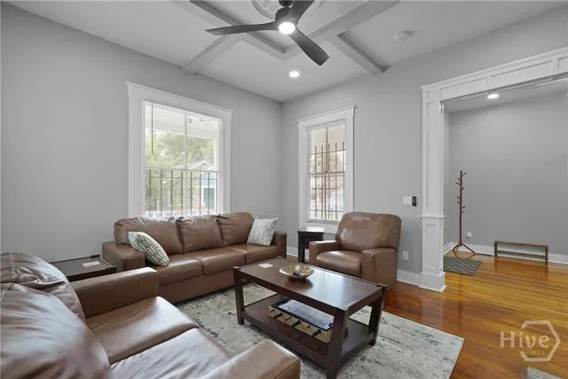 $3,200 | 306 West 42nd Street, Savannah, GA 31401