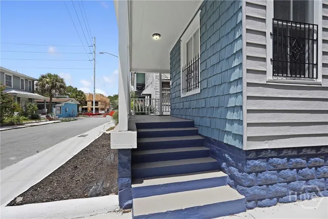$3,200 | 306 West 42nd Street, Savannah, GA 31401