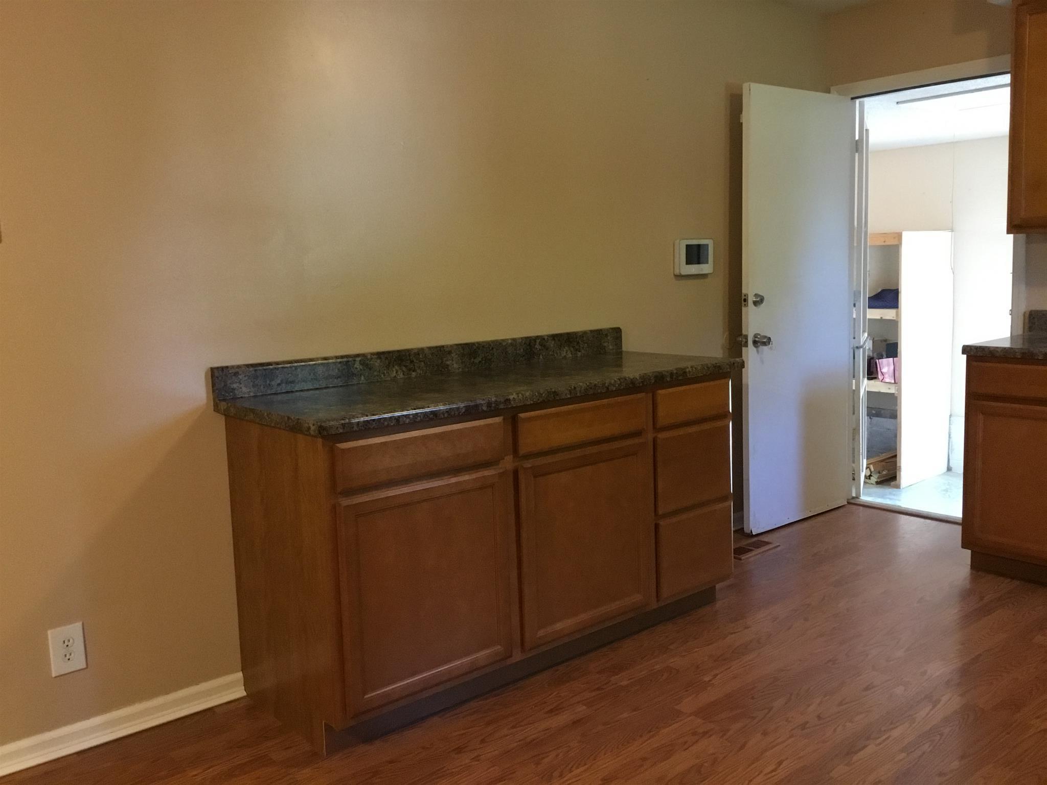3408 Allen Road Clarksville, TN 37042 - Photo 8 of 25 Gallery Image 8