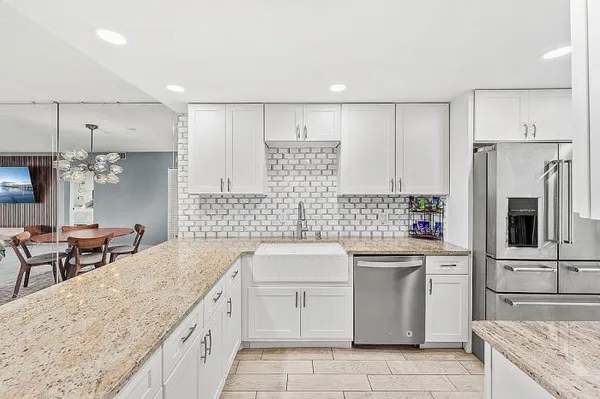 $479,999 | 4100 Ocean Beach Boulevard, Unit 512, Cocoa Beach, FL 32931