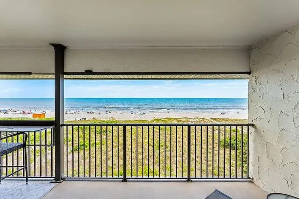$479,999 | 4100 Ocean Beach Boulevard, Unit 512, Cocoa Beach, FL 32931