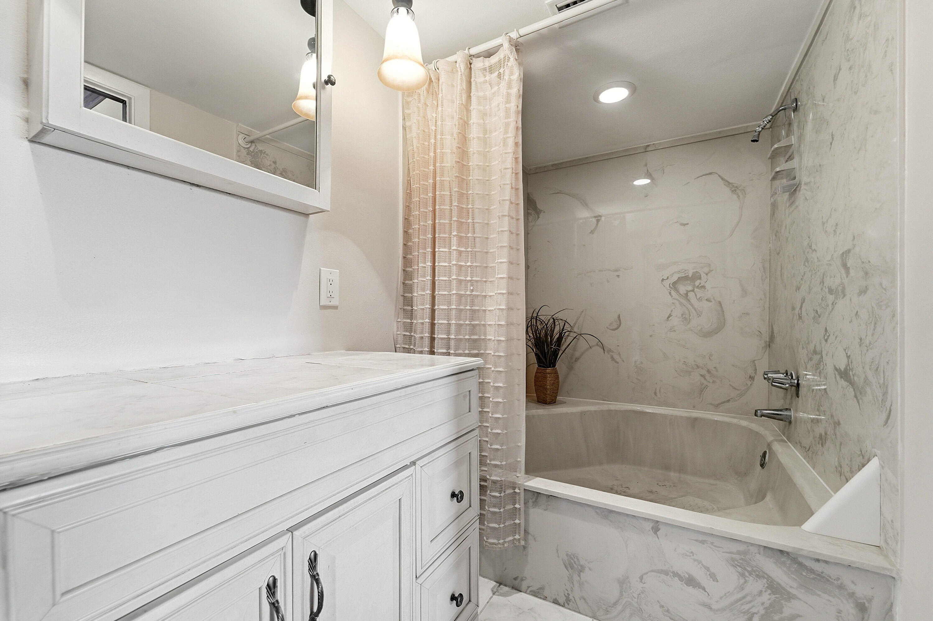 9273 Southwest 8th Street, Unit 321 Boca Raton, FL 33428 - Photo 13 of 29 Master Bathroom