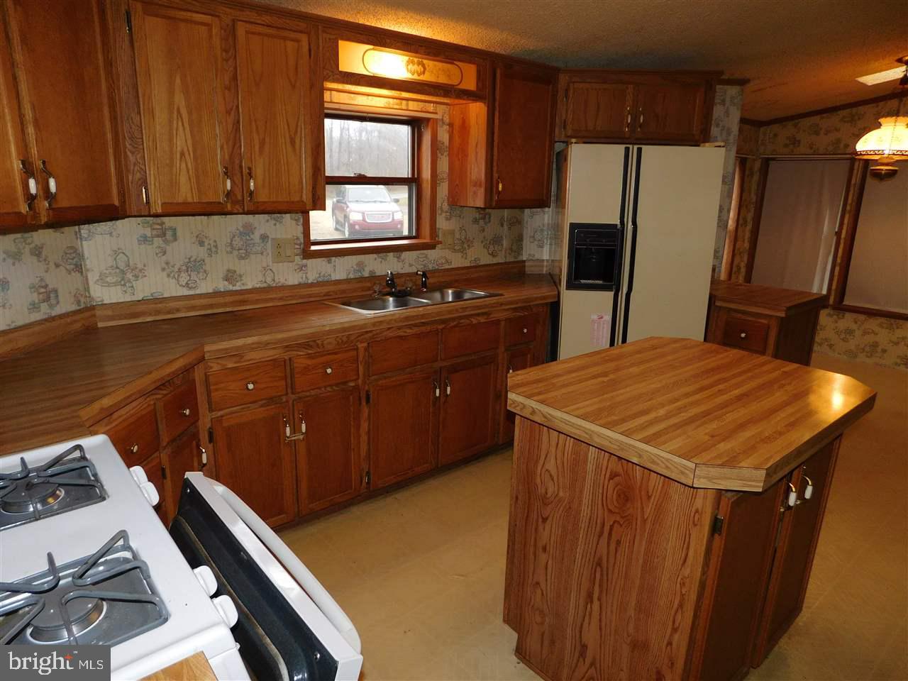 180 Frytown Road Carlisle, PA 17015 - Photo 2 of 4 Gallery Image 2