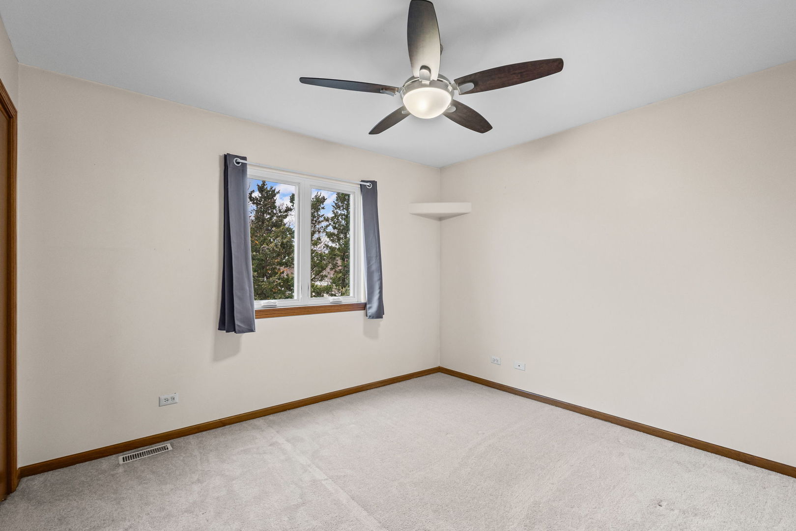 601 Edgewater Drive Minooka, IL 60447 - Photo 18 of 35