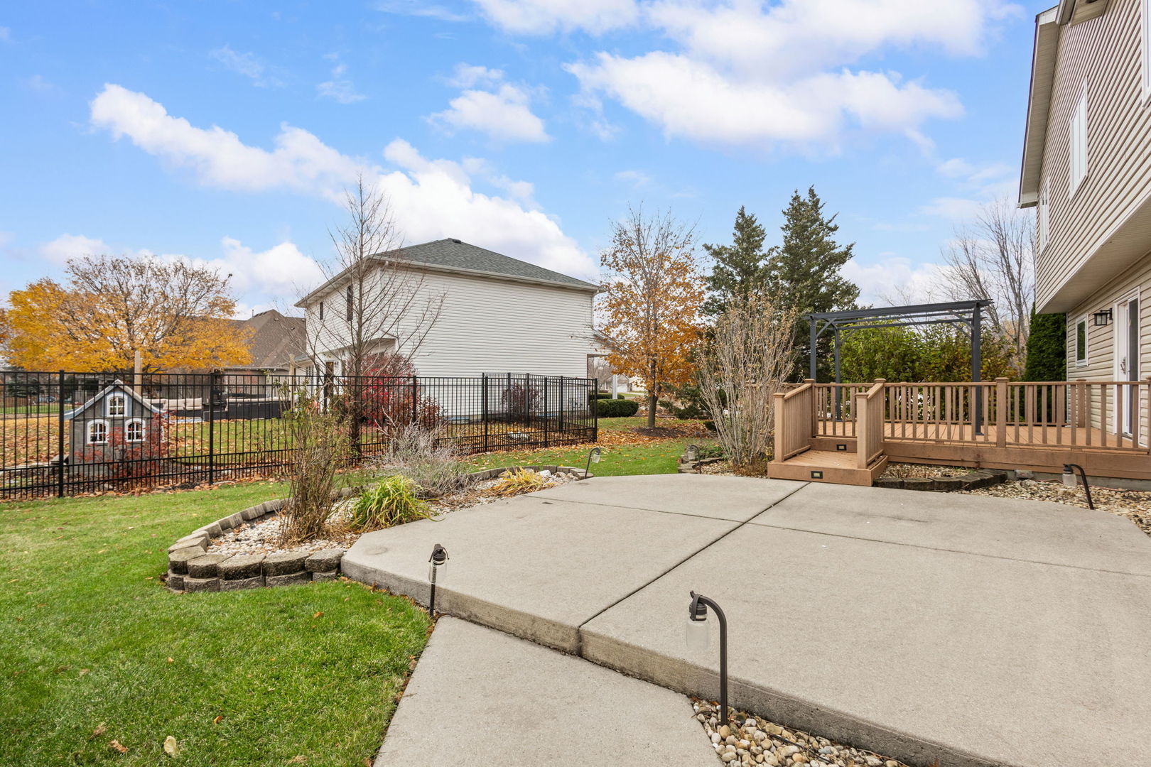 601 Edgewater Drive Minooka, IL 60447 - Photo 25 of 35