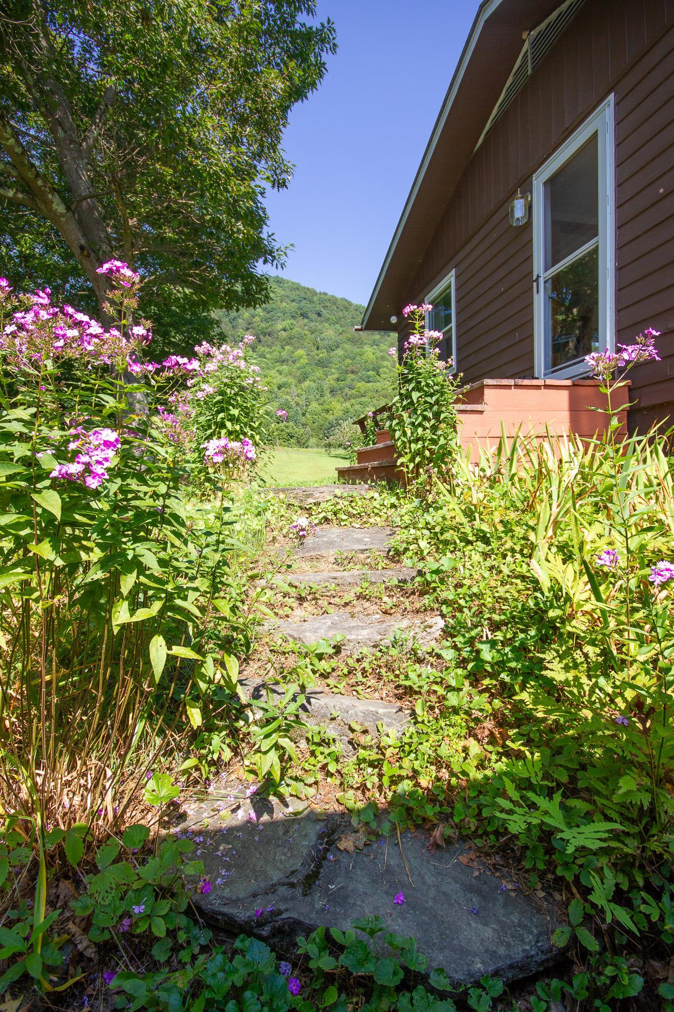 142 Brandon Mountain Road Rochester, VT 05767 - Photo 37 of 40