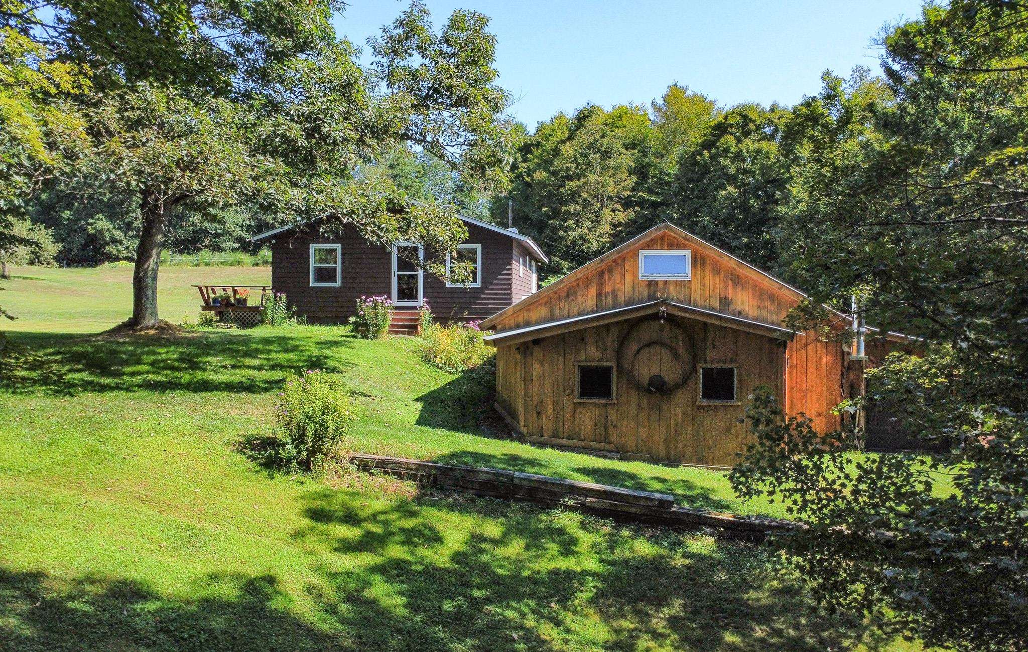 142 Brandon Mountain Road Rochester, VT 05767 - Photo 10 of 40