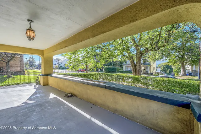 a view of a garden area with an outdoor space