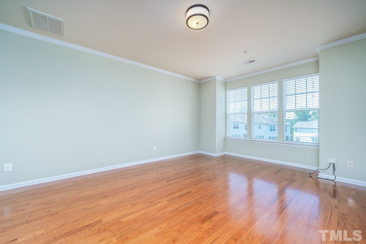6116 Braidwood Court Raleigh, NC 27612 - Photo 8 of 29 Gallery Image 8