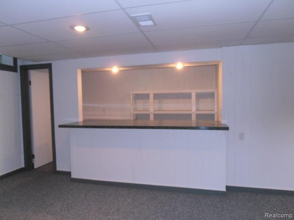 1111 Bloomer Road Rochester, MI 48307 - Photo 23 of 29 P8280165.jpg
