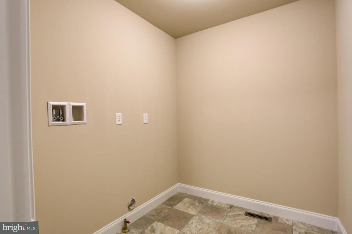 1799 Campus Road, Unit 82 Elizabethtown, PA 17022 - Photo 15 of 20