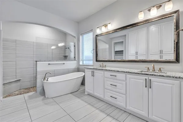 $680,000 | 1401 Birds Fort Trail, Arlington, TX 76005
