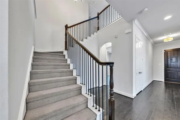 $680,000 | 1401 Birds Fort Trail, Arlington, TX 76005