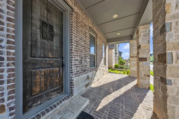 $680,000 | 1401 Birds Fort Trail, Arlington, TX 76005