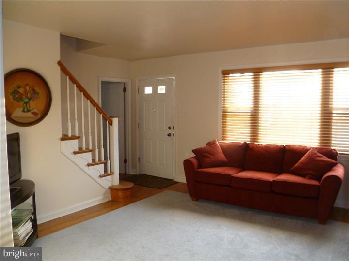 409 Buse Street Ridley Park, PA 19078 - Photo 2 of 21 Living Room