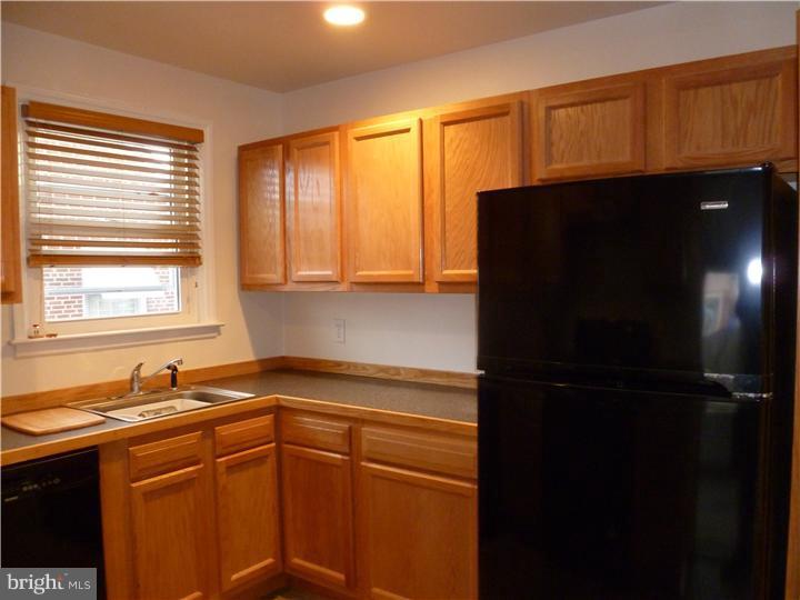 409 Buse Street Ridley Park, PA 19078 - Photo 12 of 21 Kitchen