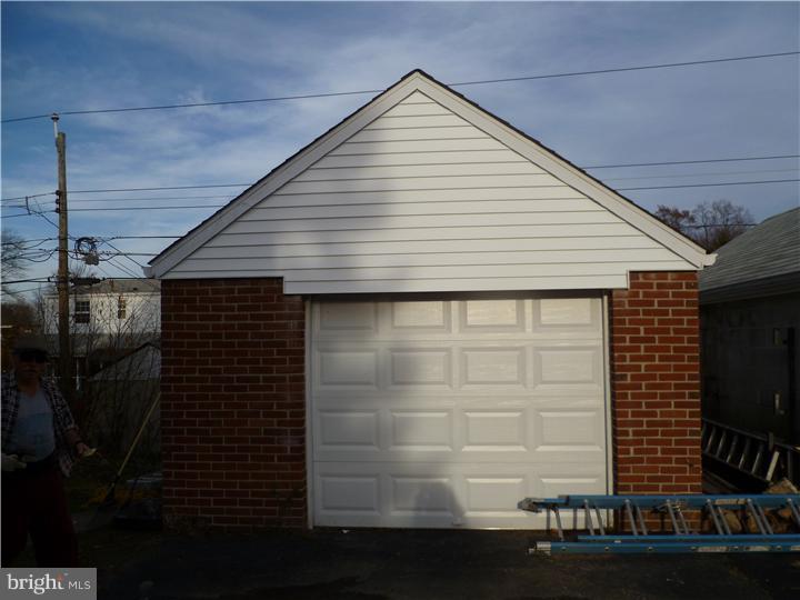 409 Buse Street Ridley Park, PA 19078 - Photo 15 of 21 Garage