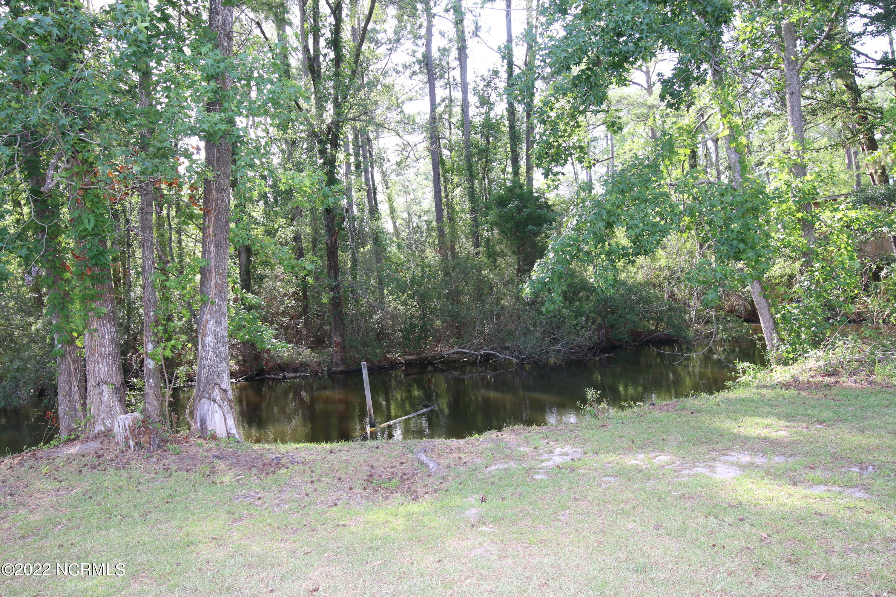 806 Swan Point Road Washington, NC 27889 - Photo 24 of 25 44012B05-5C73-4882-BA39-AEAE78737144