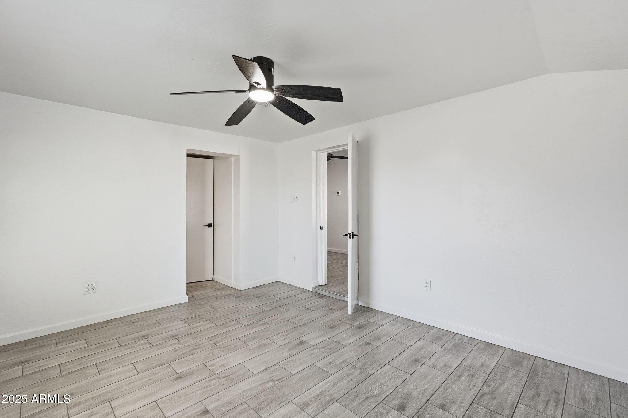 2245 East Flower Street Phoenix, AZ 85016 - Photo 12 of 25 Photo #12