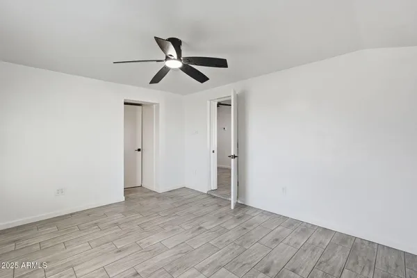 $1,895 | 2245 East Flower Street, Phoenix, AZ 85016