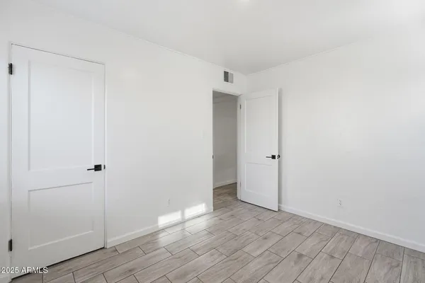 $1,895 | 2245 East Flower Street, Phoenix, AZ 85016